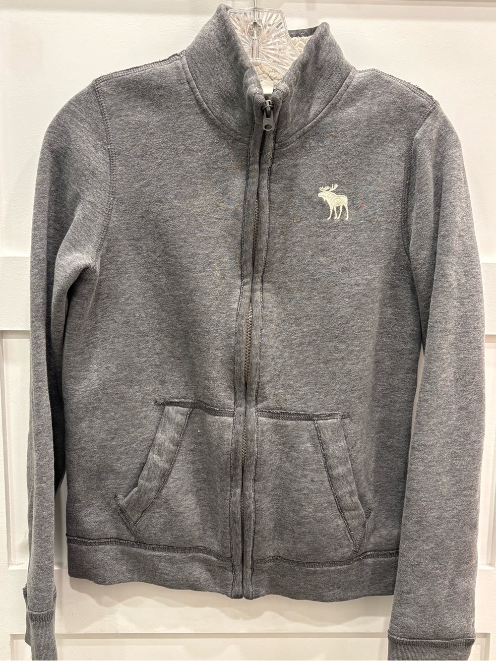 Abercrombie & Fitch Kids Gray Full-Zip Fleece Lined with Moose Emblem
